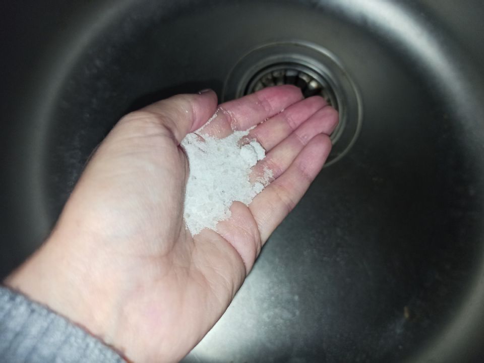 Как вернуть блеск вашей раковине с помощью простых средств