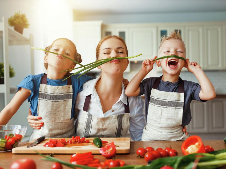 Чем порадуют новые детские пособия в 2025 году?