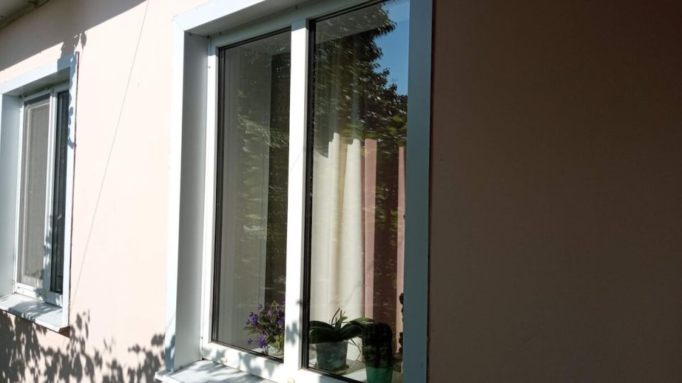 Секреты идеальной чистоты: как поддерживать окна без лишних усилий