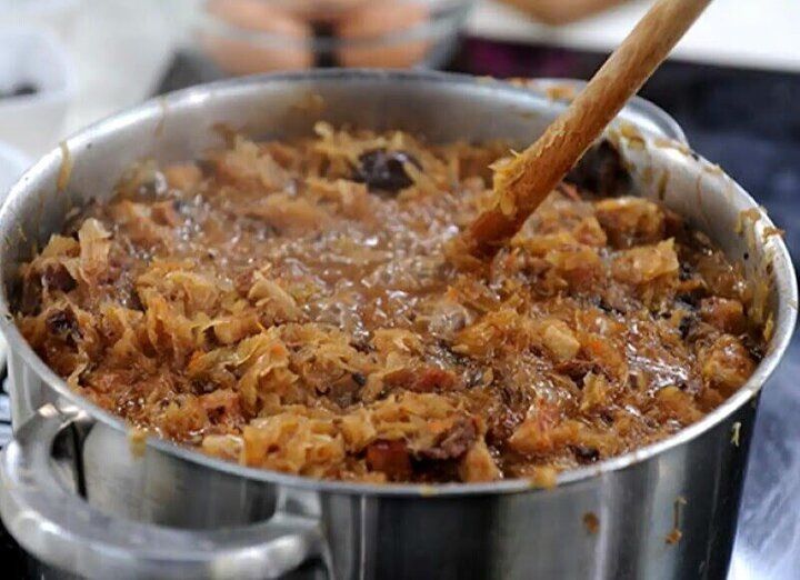 Как избежать распространенных ошибок при тушении капусты: советы шеф-поваров