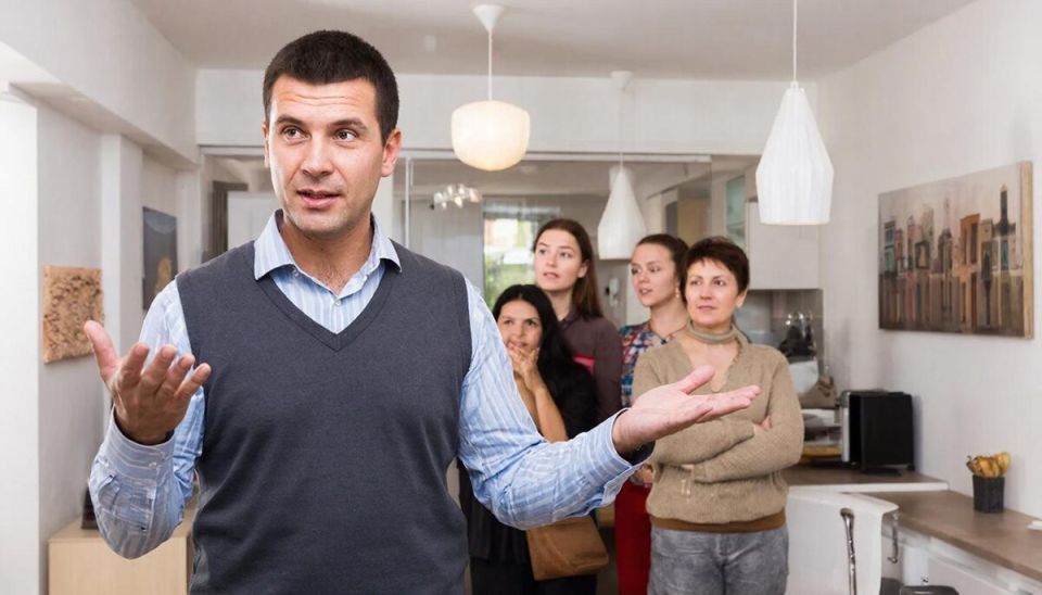 Как защититься от требований соседей при аренде квартиры