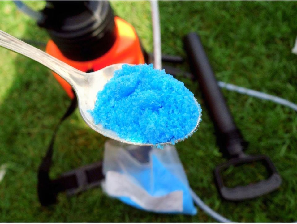 Как за 50 рублей защитить сад от вредителей до весны: проверенный метод