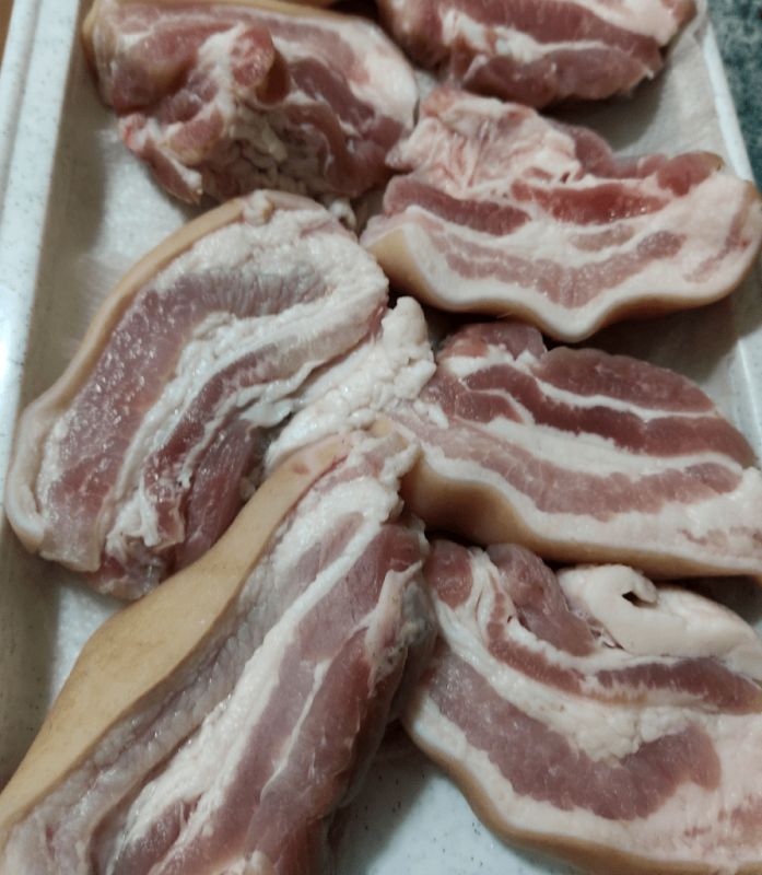 Как правильно заморозить свинину: советы, чтобы сохранить вкус и свежесть