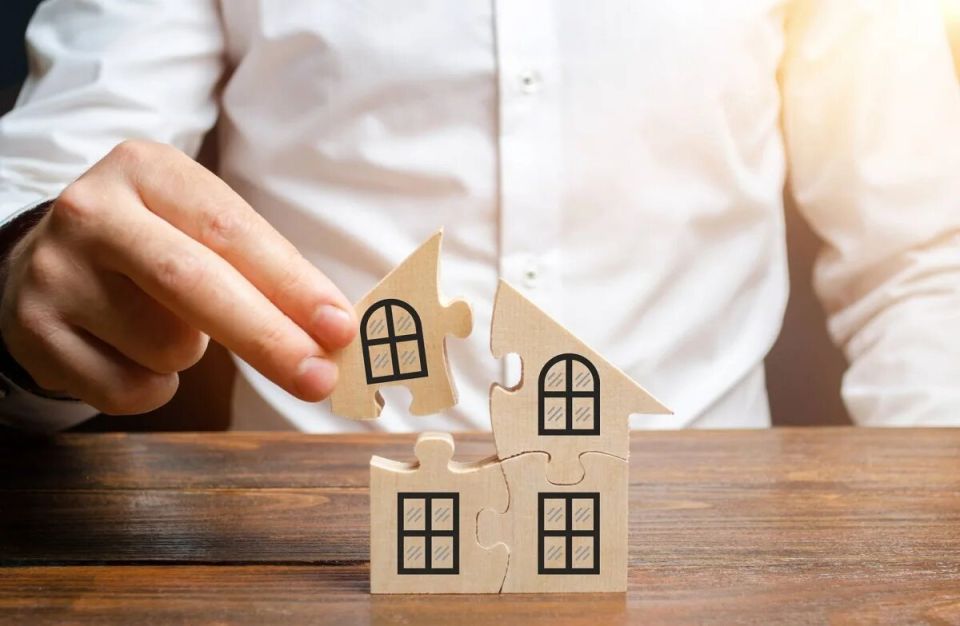 Как передать долю в квартире родственнику: важные шаги и новые правила 2026 года