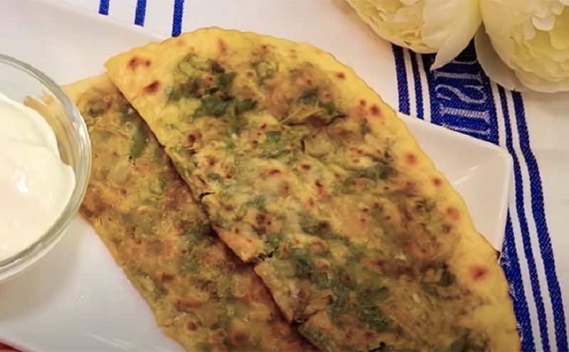 Лепешки с зеленью: аппетитная выпечка без мяса для теплых семейных мероприиятий