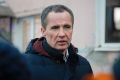 Вячеслав Гладков: В Борисовском районе на участке автодороги Новоалександровка — Становое движущийся легковой автомобиль подвергся атаке вражеского дрона