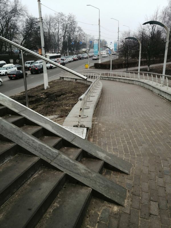 Прокуратура нашла нарушения поcле ремонта надземного перехода на проспекте Ватутина