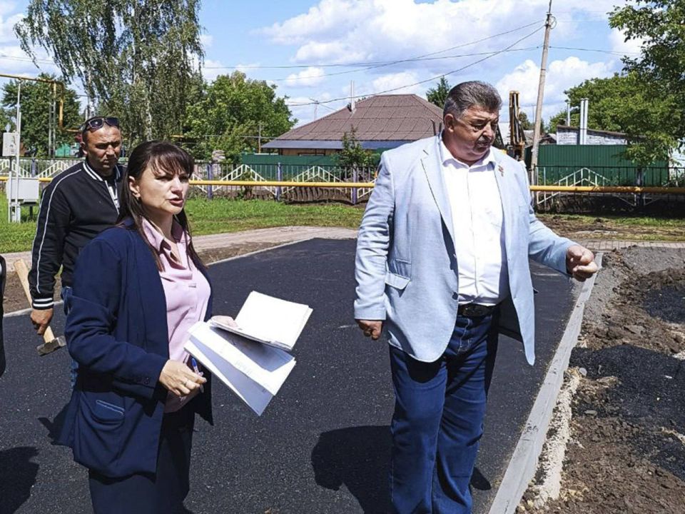 Сергей Канищев: Провёл рабочее совещание по обновлению детского парка в Прохоровке