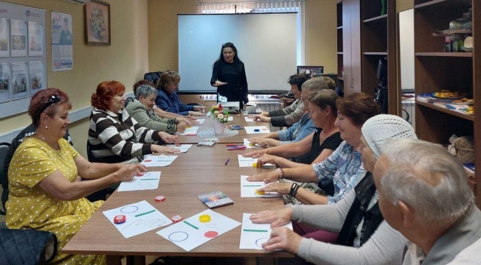 В Центре общения старшего поколения «Все вместе» прошла встреча с психологом Ольгой Сорокиной
