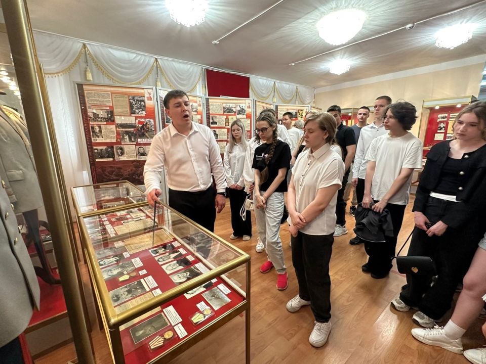 В Вейделевском краеведческом музее прошло заседание музейной гостиной «Становится историей война», приуроченное к столетию участника Великой Отечественной войны Ивана Игнатьевича Рязанцева
