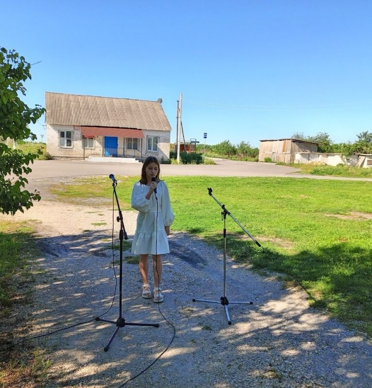 В Средних Лубянках на улице Центральной состоялось праздничное мероприятие, посвящённое Дню села