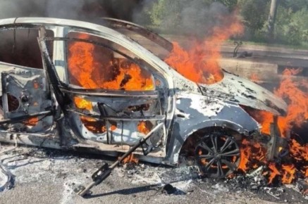Два человека погибли при ударе дрона ВСУ по машине в Белгородской области