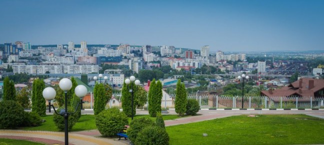 В посёлке Новосадовый Белгородского района при падении обломков сбитого БПЛА пострадала женщина