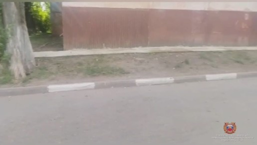 #СВОДКА_ДТП. По предварительным данным, вчера около 11 часов 15 минут на ул. Привольная г. Белгород 49-летний водитель, управляя автомобилем «Митсубиси L200 », при движении задним ходом по дворовой территории допустил наезд...