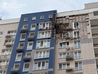 Беспилотник ВСУ атаковал многоквартирный дом в Белгороде