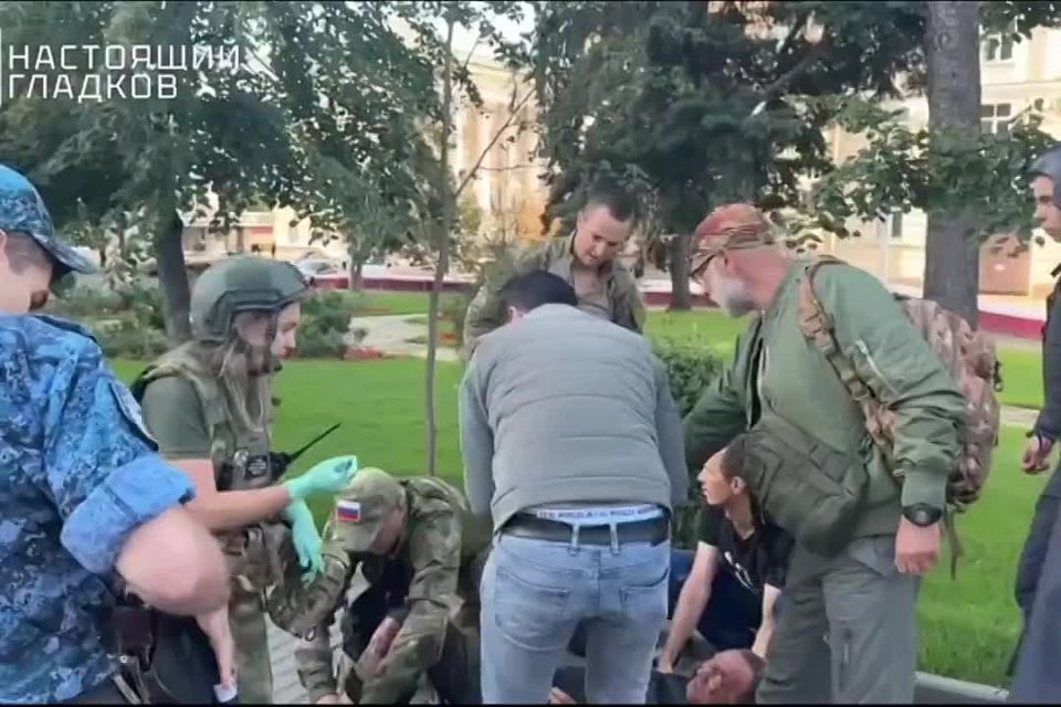     :    ,   