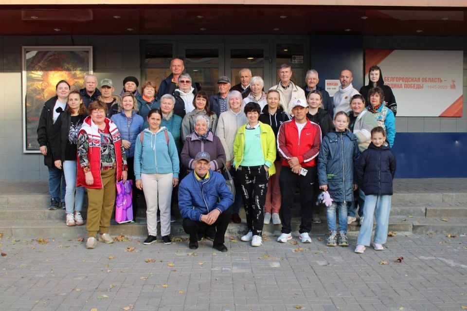 В кинотеатре «Победа» состоялся особый кинопоказ фильма «А зори здесь тихие…» с переводом на русский жестовый язык