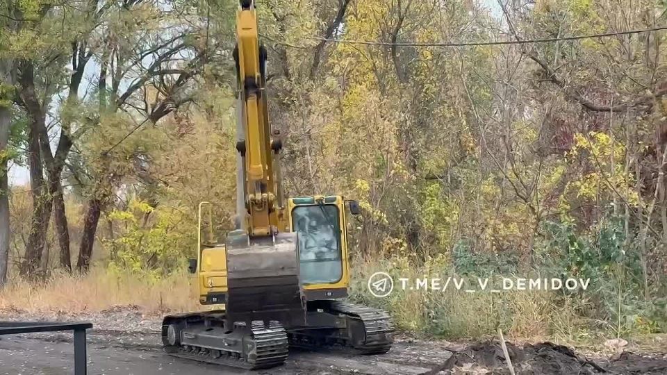 Валентин Демидов: В непростой оперативной обстановке, когда каждый день испытывает нас на прочность, Белгород продолжает жить и работать