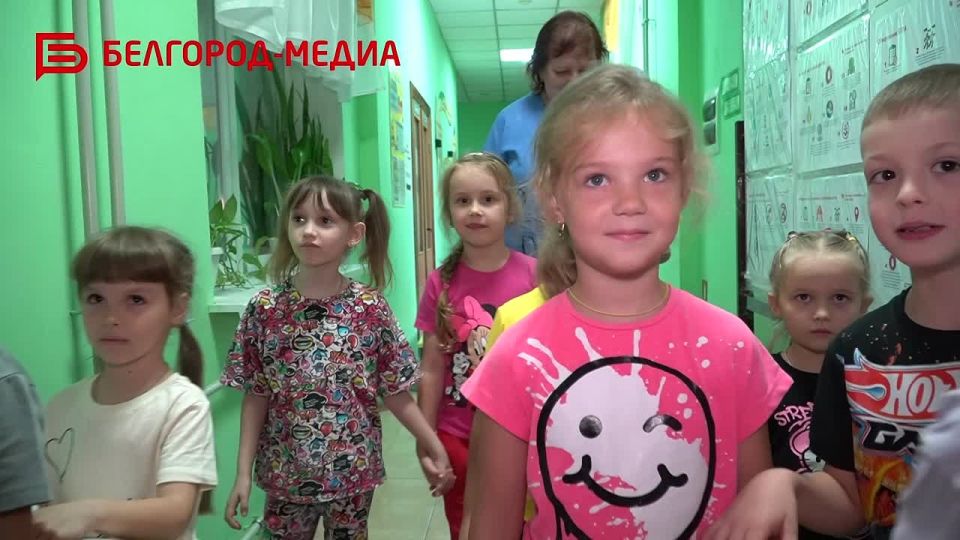 Как правильно действовать в случае сигнала воздушной опасности чётко знают в начальной школе-детском саду №44 Белгорода