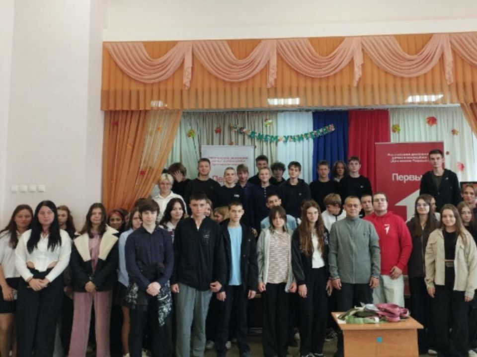 В Шебекинском округе в рамках Всероссийского проекта «Классные встречи» проходят мероприятия, направленные на патриотическое воспитание молодёжи