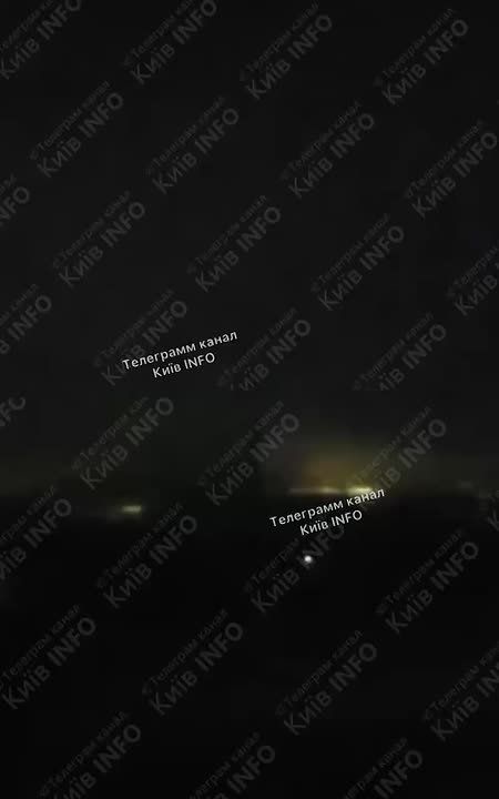 В сети публикуют видео прилета "Герани" по энергообъекту на Украине