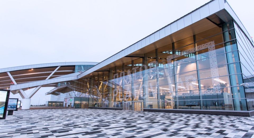 Ростовский аэропорт Платов набирает сотрудников, несмотря на закрытое небо