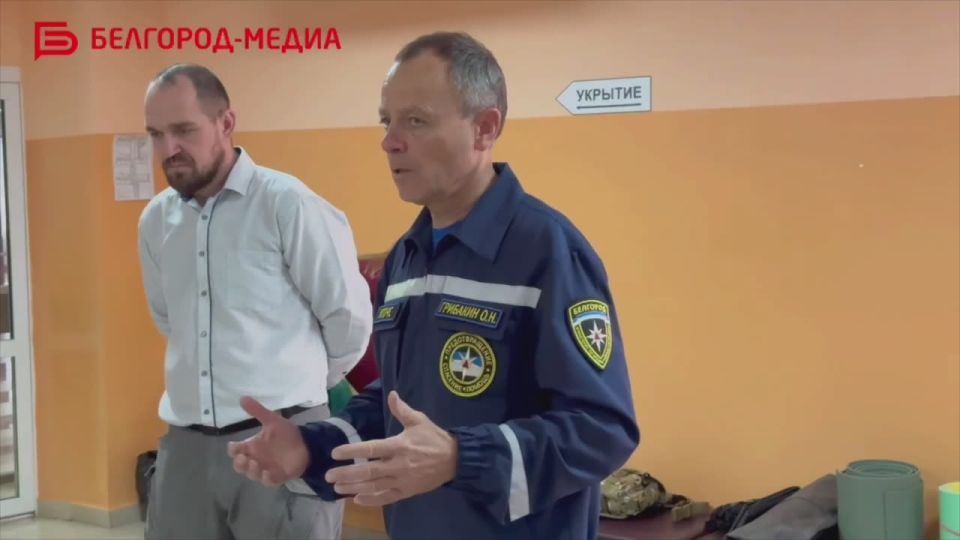 В школах Белгорода продолжают проводить учения