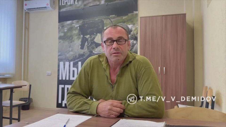 В военном комиссариате Белгорода началось заключение контрактов на военную службу на новых условиях