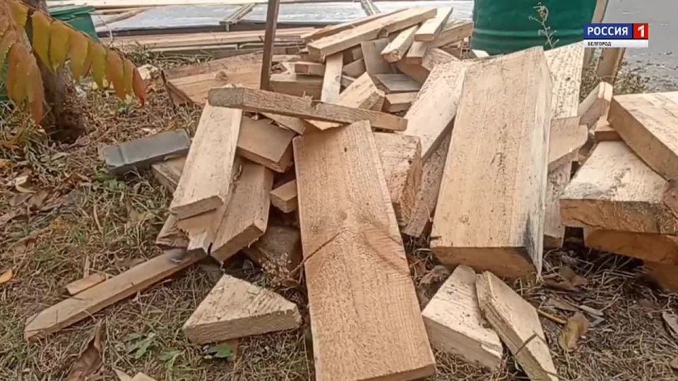 В этой части Белгорода в результате атаки вражеского беспилотника загорелся дом