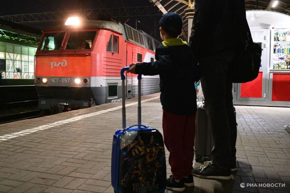 Пассажиры чаще всего "ловят" освободившийся билет на поезда Москва – Петербург, Москва – Орел и Москва – Белгород, сообщили РЖД