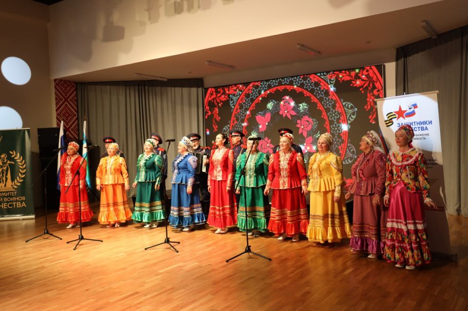 В Белгородском государственном центре народного творчества состоялся концерт для семей участников специальной военной операции