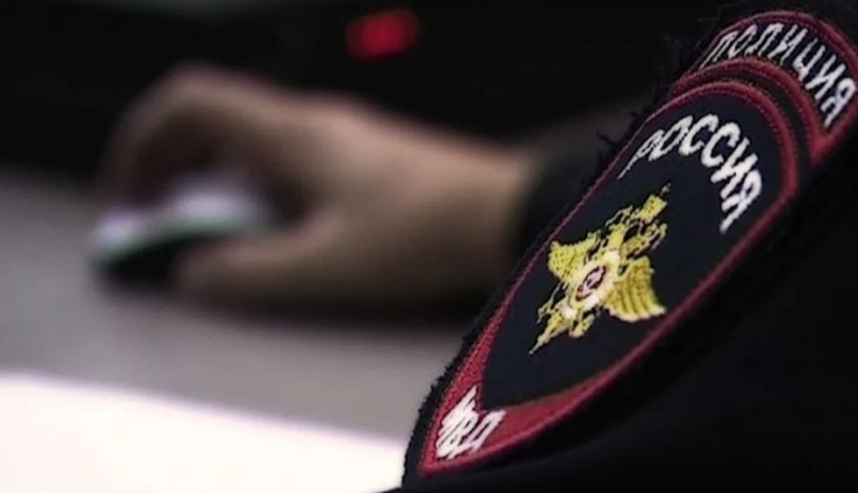 Сотрудники местной Госавтоинспекции продолжают активное участие в родительских собраниях, проводя их в дистанционном формате