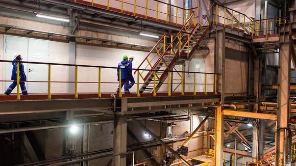 Монтажники из столицы хотят отсудить у НЛМК 100 млн рублей