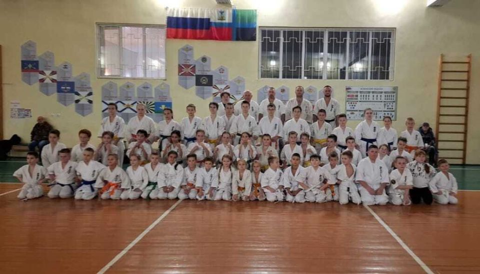 Спортсмены из Вейделевского района приняли участие в массовой тренировке по киокусинкай «День самурая»