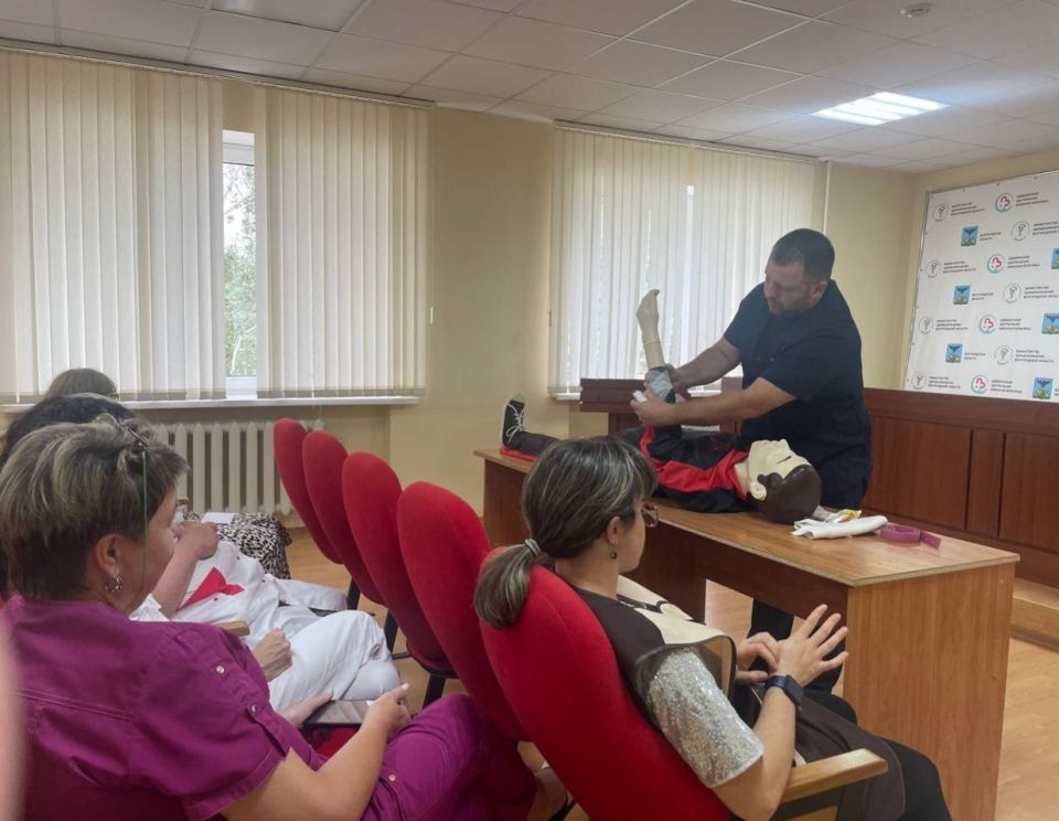 Глава администрации Андрей Гриднев рассказал о проходящих курсах оказания доврачебной помощи