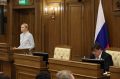 Замещение вакантного мандата, изменения областного бюджета, приведение в соответствие законов области с федеральным законодательством — эти и другие вопросы сегодня рассмотрели депутаты регионального заксобрания