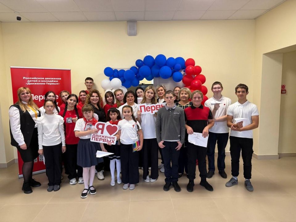 В Поповской школе открылось новое пространство для активистов Движения Первых