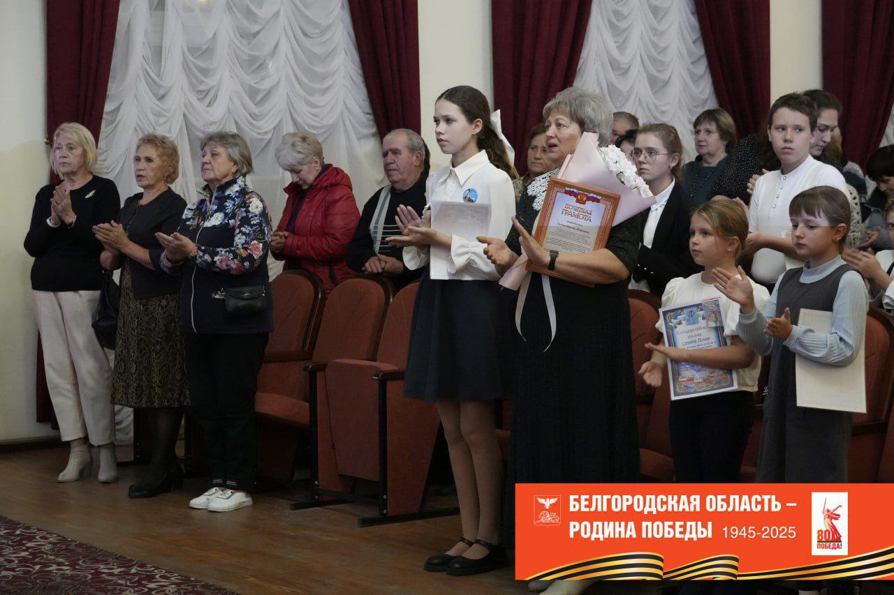 В Доме Дерябина прошла итоговая программа проекта  «Песня жить помогает» - победителя 1-го конкурса 2025 года Президентского  фонда культурных инициатив В Доме Дерябина прошла итоговая программа проекта  «Песня жить помогает» - победителя 1-го конкурса 2025 года Президентского  фонда культурных инициатив