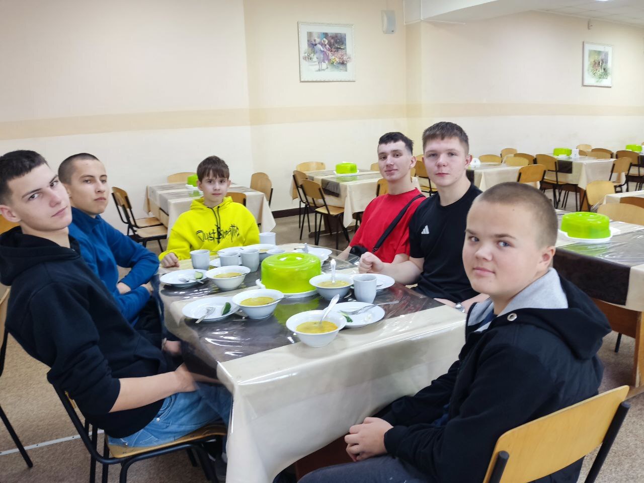 Школьники Краснояружского района отправились отдыхать в детский санаторно-оздоровительный лагерь «Здравница» Школьники Краснояружского района отправились отдыхать в детский санаторно-оздоровительный лагерь «Здравница»