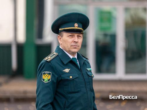 «Таможенные посты через себя пропускают всё. Это направление касается всех сфер жизни, поэтому люди у нас самые опытные»