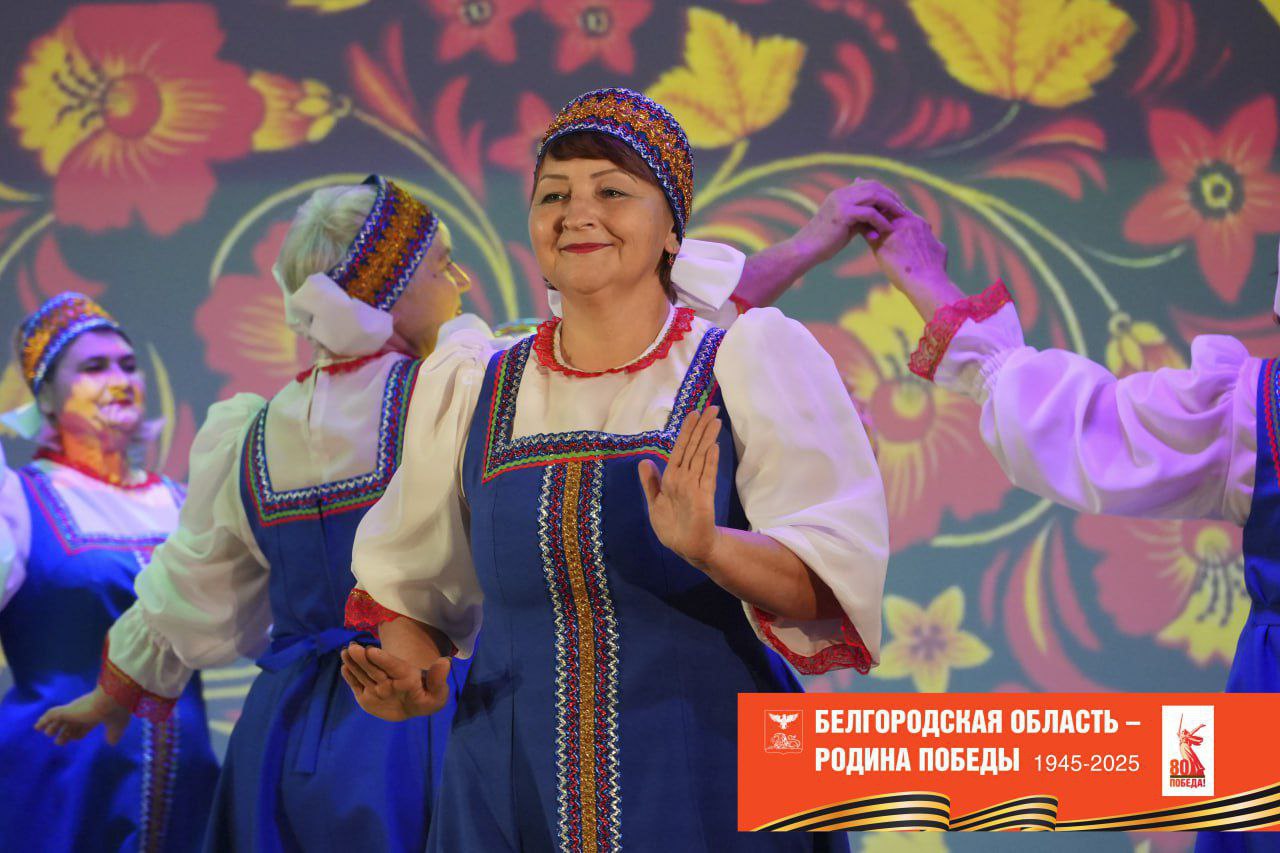 В Доме Дерябина прошла итоговая программа проекта  «Песня жить помогает» - победителя 1-го конкурса 2025 года Президентского  фонда культурных инициатив В Доме Дерябина прошла итоговая программа проекта  «Песня жить помогает» - победителя 1-го конкурса 2025 года Президентского  фонда культурных инициатив