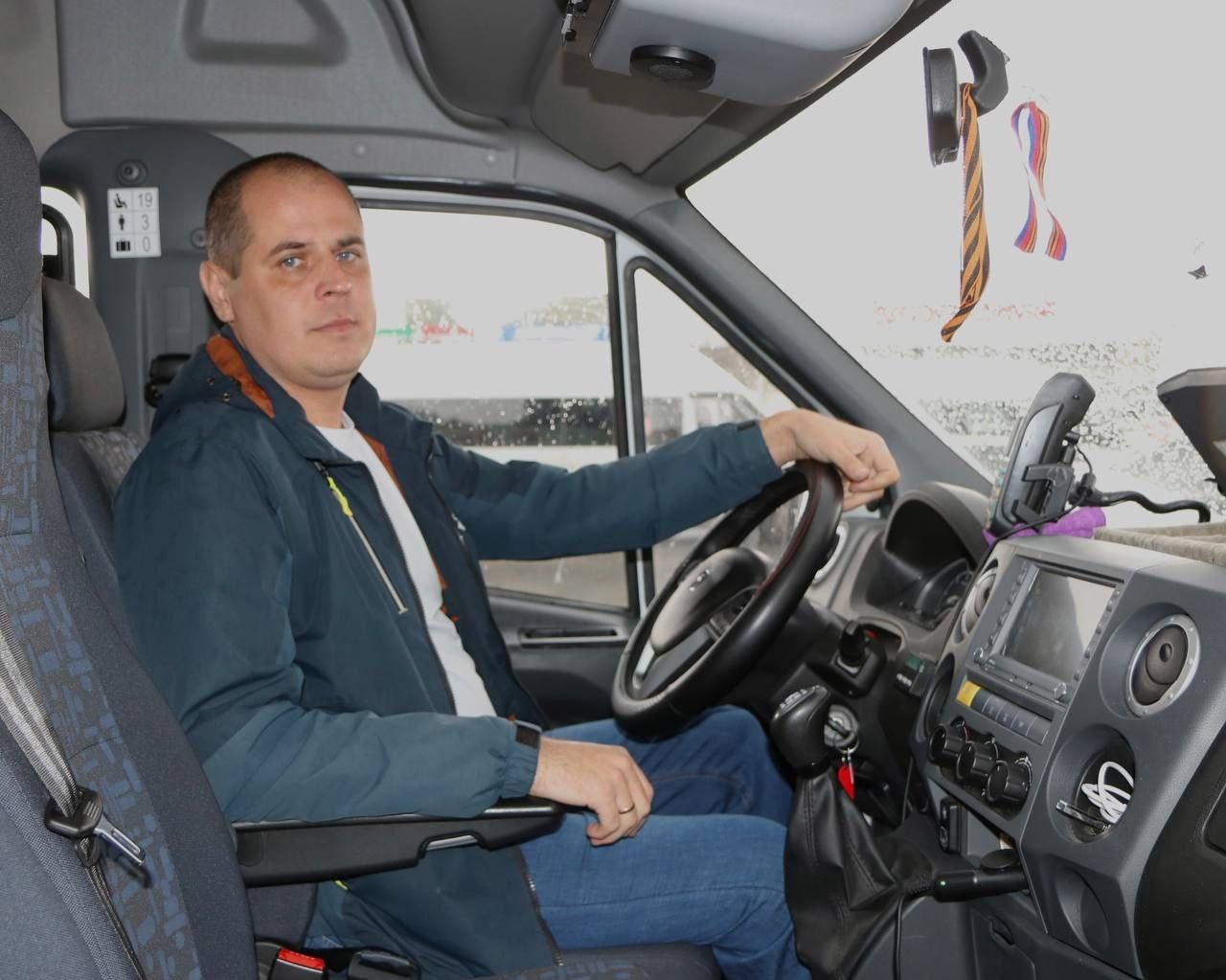 Михаил Лобазнов: Уважаемые работники и ветераны автомобильного и городского пассажирского транспорта Губкинского городского округа! Михаил Лобазнов: Уважаемые работники и ветераны автомобильного и городского пассажирского транспорта Губкинского городского округа!