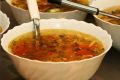 Какой ингредиент добавить в суп, чтобы он не скис: кухонный лайфхак