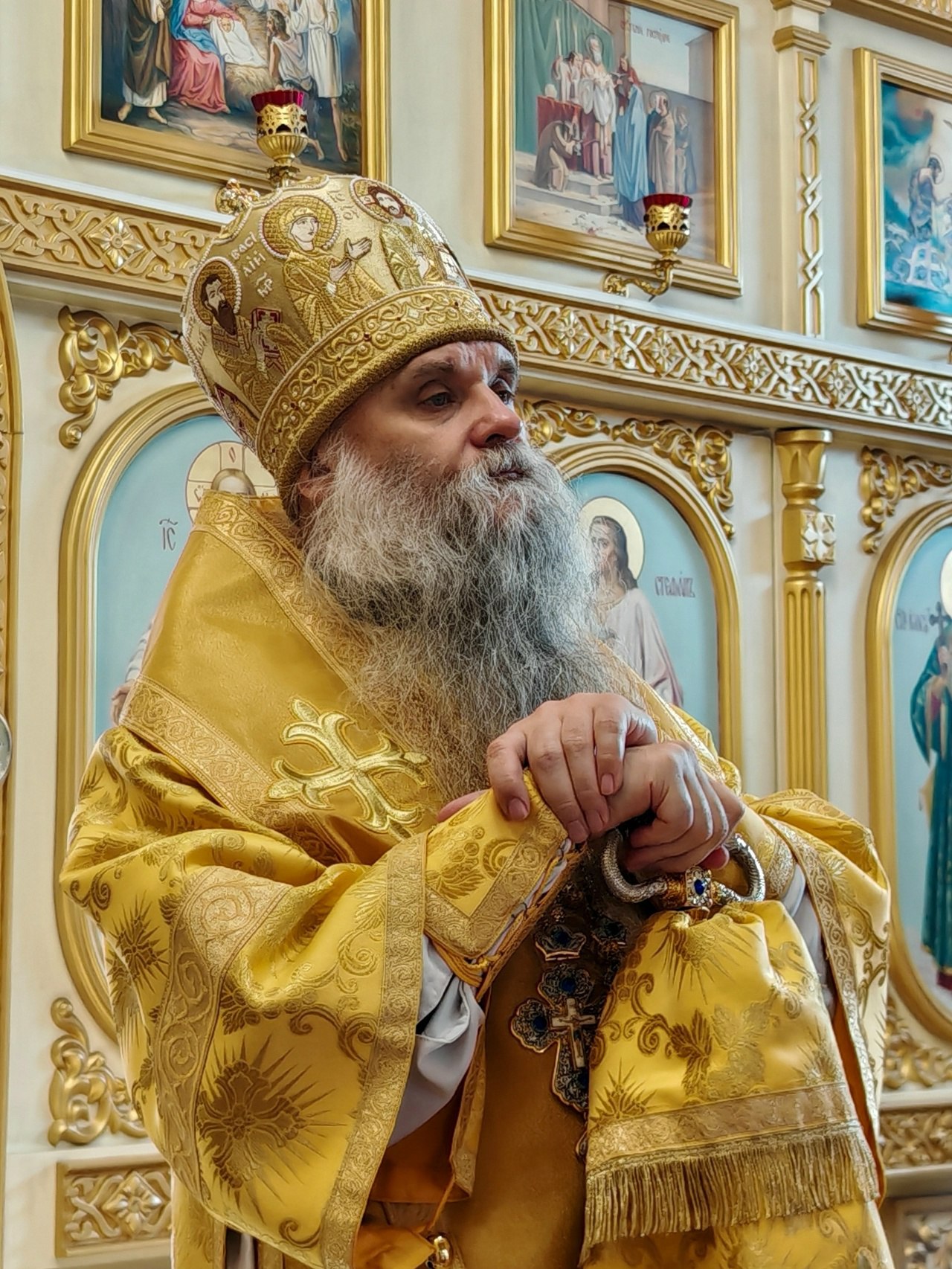 Воспитанников Многопрофильного центра социальной помощи семье и детям «Семья» посетил Преосвященнейший епископ Валуйский и Алексеевский Савва Воспитанников Многопрофильного центра социальной помощи семье и детям «Семья» посетил Преосвященнейший епископ Валуйский и Алексеевский Савва