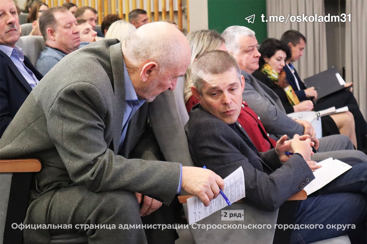 «Идти вперёд, сохраняя жизнь и здоровье работников!» «Идти вперёд, сохраняя жизнь и здоровье работников!»