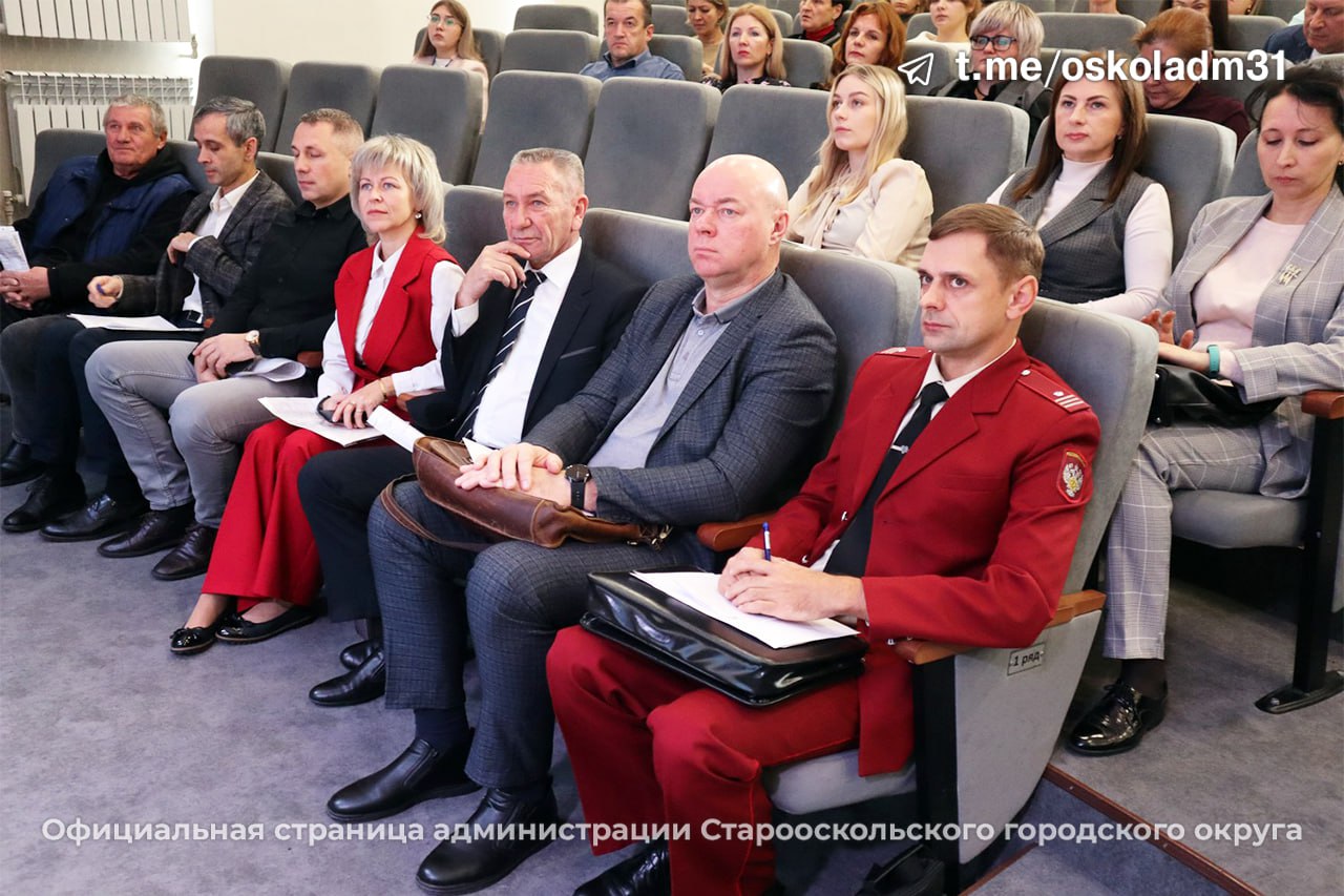 «Идти вперёд, сохраняя жизнь и здоровье работников!» «Идти вперёд, сохраняя жизнь и здоровье работников!»