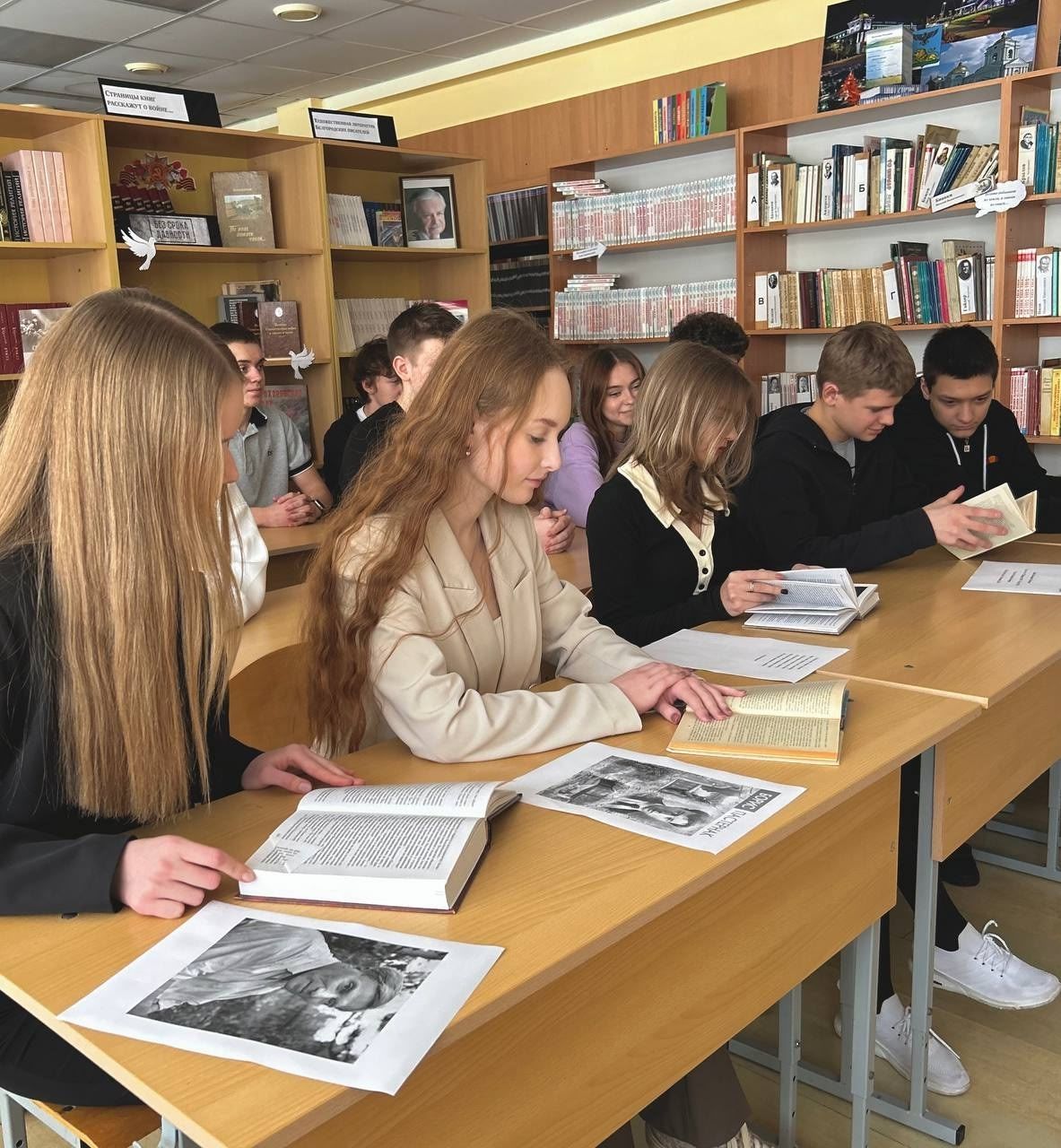 Олег Медведев: Дорогие яковлевцы!. Первая учебная четверть позади, и школьники округа встретили долгожданные каникулы!  Первый же день показал: скучать им некогда.Радует, что ребята выбирают разнообразный и полезный досуг... Олег Медведев: Дорогие яковлевцы!. Первая учебная четверть позади, и школьники округа встретили долгожданные каникулы!  Первый же день показал: скучать им некогда.Радует, что ребята выбирают разнообразный и полезный досуг...