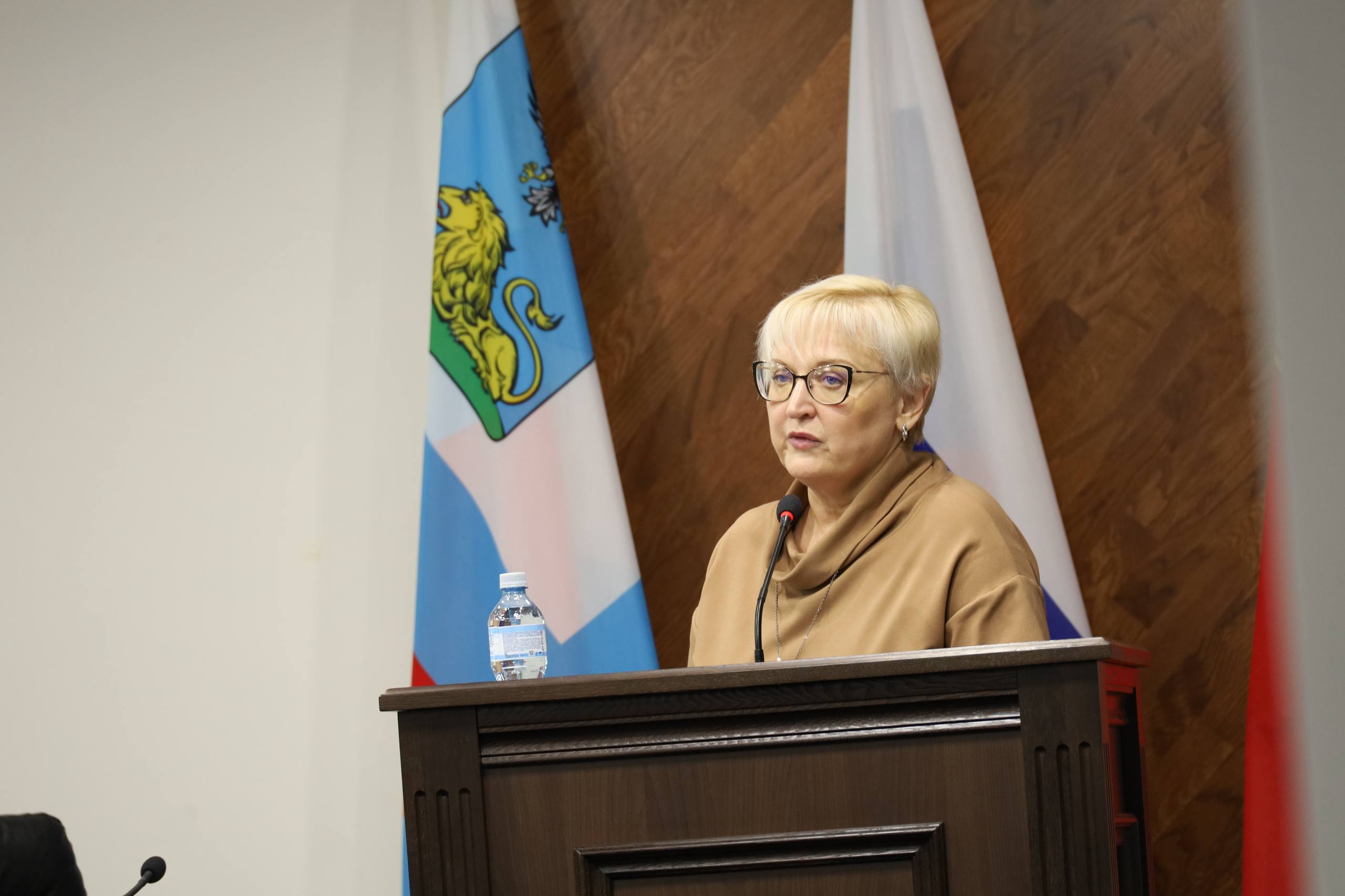 Сегодня на очередном втором заседании Совета депутатов Шебекинского муниципального округа второго созыва депутаты поддержали кандидатуру Андрея Николаевича Гриднева на пост главы администрации Сегодня на очередном втором заседании Совета депутатов Шебекинского муниципального округа второго созыва депутаты поддержали кандидатуру Андрея Николаевича Гриднева на пост главы администрации