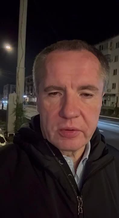 Вячеслав Гладков: Продолжаем получать помощь, формируя резервную генерацию в рамках подготовки, судя по всему, к тяжелой зиме, от наших друзей – коллег губернаторов