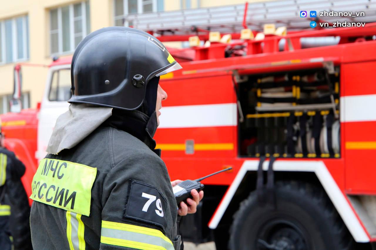 Безопасность – в приоритете! В Старом Осколе прошли пожарно-тактические учения Безопасность – в приоритете! В Старом Осколе прошли пожарно-тактические учения